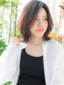 大人かっこいいアシンメトリーミディアムボブ　大人ボブパーマ - COVER HAIR bliss 戸田公園西口店掲載