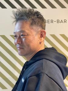 大人の刈り上げスタイル【BARBER-BAR】 - バーバーバー赤羽掲載