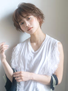 【emu井上信洋】ニュアンスパーマとインナーカラー【エミュ】 - ému 【表参道/青山】 【 emu 】掲載