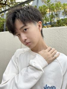 刈り上げ伸ばしマッシュ×波打ちカール - Brooch掲載