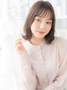 カーキグレージュミストバング小顔ウルフボブ　オン眉 - mod's hair 上尾【モッズヘア】上尾西口店掲載