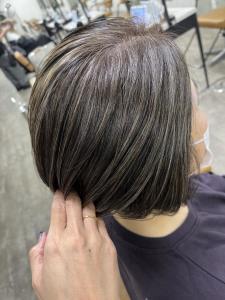 白髪ぼかしハイライト20代30代40代￥15400 - prize Iris 池袋【プライズ アイリス】池袋駅東口店掲載
