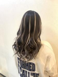 シールエクステでメッシュスタイル - Brooch掲載
