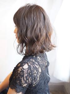 外ハネレイヤーボブ - Hair Design Angelo In alto掲載