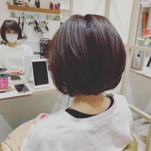 ５０代大人ボブ　美髪改善で艶髪に - LOHAS Hair ANGIE掲載