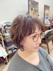 ショートボブ×ゆるウェーブ - gift hair salon掲載