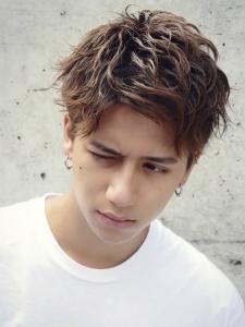 アップバング/ツーブロック/ショート/束感 - MEN'S HAIR TOKYO 表参道掲載