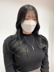 【 YOKE 】ブルーブラックくびれヘアヨシンモリ韓国 - YOKE掲載