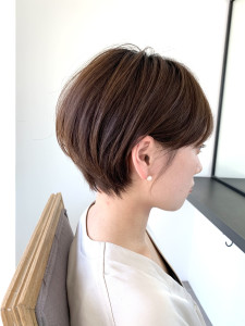 【sheta表参道】カットでつくる横顔美人小顔ショート - sheta 【青山/表参道】掲載