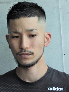 スポーティーフェードカットフェイドボウズ　メンズ - GUZZLE 原宿店掲載