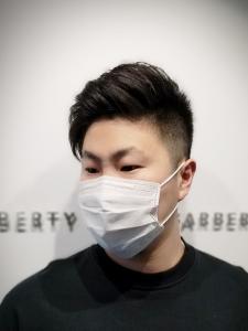 【2wayヘアでビジネスシーンにも】アシメブロック風刈上げ - 【シェアサロン】 LIBERTY SHARE BARBER 銀座掲載