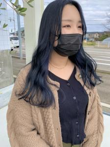 ネイビーイヤリング - THE SKY掲載