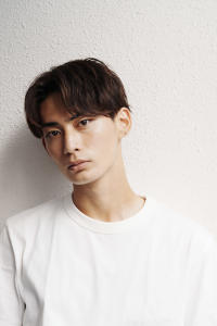 トランクスヘア/センターパート/ダークブラウン - MEN'S HAIR TOKYO 原宿掲載