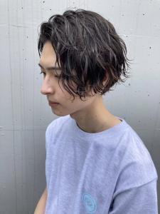 波巻きウェーブ/サイドパート/ツーブロック - MEN'S HAIR TOKYO 原宿掲載