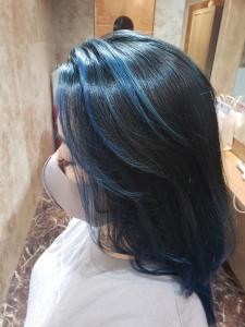 Face framing Blue. - Anphi 新杉田掲載