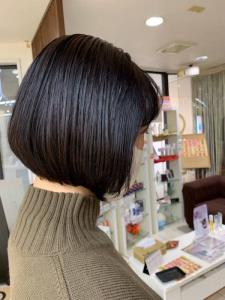 丸み/ミニボブ/大人かわいい/小顔/黒髪/20代30代40代 - QUALIS 上福岡店掲載