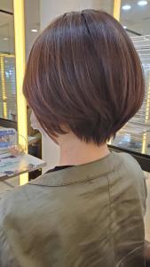 クビレショートボブ - STYLE 成城掲載