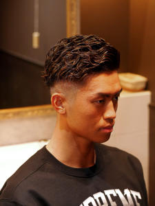 フェードツーブロックパーマ - Smile hair 浦和店掲載
