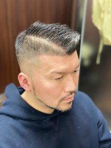 震災刈りスキンフェード - ヒロ銀座ヘアーサロン 浜松町大門店掲載