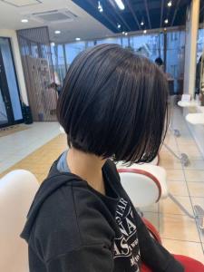 グラデーションボブ/ショートボブ/小顔/黒髪/20代30代 - QUALIS 上福岡店掲載