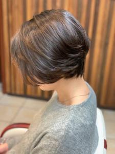 ひし型/小顔/30代40代50代60代/前下がり/ショート - QUALIS 上福岡店掲載