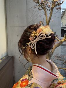 着物に合うヘアアレンジ - EMU international 春日部本店掲載