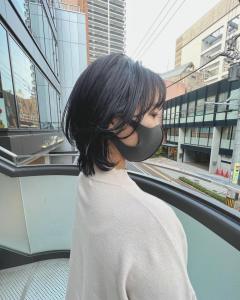 ウルフ×ブルーブラック - 半個室型美容室 Sourire 赤坂店掲載