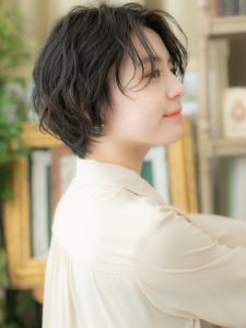 大人かわいい黒髪ウェットヘア束感ショート　ふわふわボブ - COVER HAIR bliss 戸田公園西口店掲載