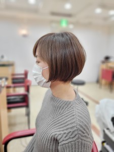 丸みショート - e.m.a PREMIUM BEAUTY SALON掲載