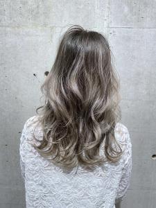 ホワイトブロンド バレイヤージュ♪【中目黒/代官山/恵比寿】 - OAKgarden中目黒 hair&nail掲載
