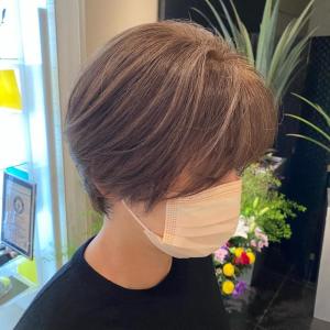 白髪染めしない！/明るい白髪染めハイライト西原晃 - FACE。大船掲載