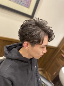 ゆるふわニュアンスパーマスタイル - HIRO GINZA BARBERSHOP 飯田橋神楽坂店掲載