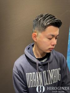 六本木で流行りのスキンフェードアップバングスタイル - ヒロ銀座ヘアーサロン 麻布乃木坂 六本木駅前店掲載