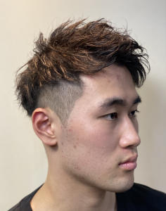 ストリート系ツーブロックショートパーマスタイル - ヒロ銀座ヘアーサロン 新橋 銀座口店掲載