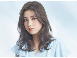 柔らかセンターパート - 髪質改善&hair  grandage 北千住掲載