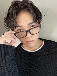 メガネ男子も、アップバングセンターパート就活ビジネスヘア - orente 表参道 by rcid掲載