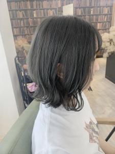 【LEMO】くすみオリーブ×レイヤーボブ - ブリーチ&トリートメント&ショート HETTU 仙台駅前店掲載