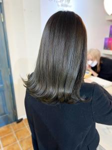 【山田】カーキアッシュグレージュセミディ20代30代40代 - Maria by AFLOAT掲載
