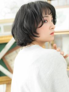 オン眉黒髪小顔くせ毛風ショートマッシュボブ　ボブショート - COVER HAIR bliss 北浦和西口店【カバー ヘア ブリス】掲載
