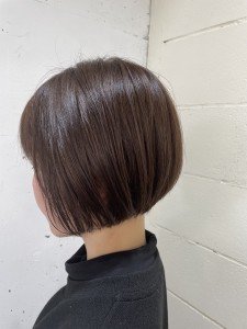 コンパクトボブ - Lourdes hair design掲載