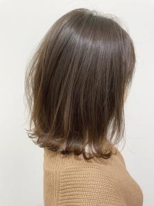 オリーブベージュ - BEAUTY MARKET ungu掲載