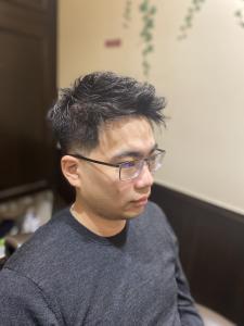 もみあげが濃い方必見！テーパーカット/フェード/ローフェード - HIRO GINZA BARBERSHOP 飯田橋神楽坂店掲載