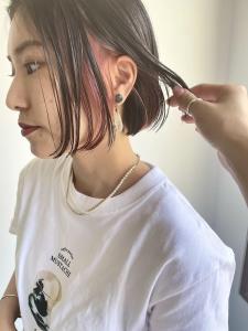 ぱつっとボブにイヤリングカラーピンクベージュ☆ - CEINE掲載