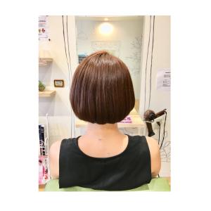 大人可愛い顎下ボブ - Hair Room Nico掲載