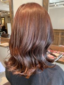 ピンクベージュ　モテヘア　レイヤーカット - RIMA掲載