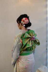 成人式ヘア：成人式ヘアアレンジ：ブルーブラック - Dali 発寒南店掲載