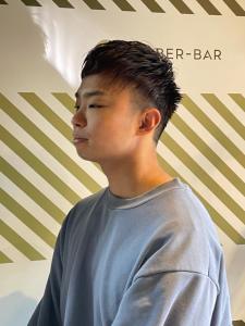 大人の刈り上げスタイル【BARBER-BAR】 - バーバーバー赤羽掲載