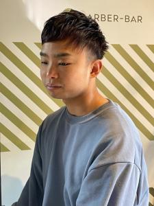 大人の刈り上げスタイル【BARBER-BAR】 - バーバーバー赤羽掲載