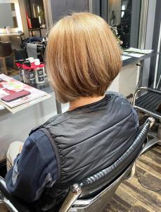 白髪ぼかしシークレットハイライト・ショートボブ	 - hair＆make egerie掲載