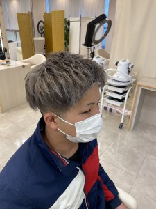 ホワイトアッシュ - KENJE 平塚LUSCA Smart Salon掲載